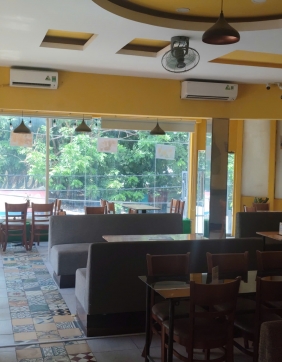 Không Gian Quán 001